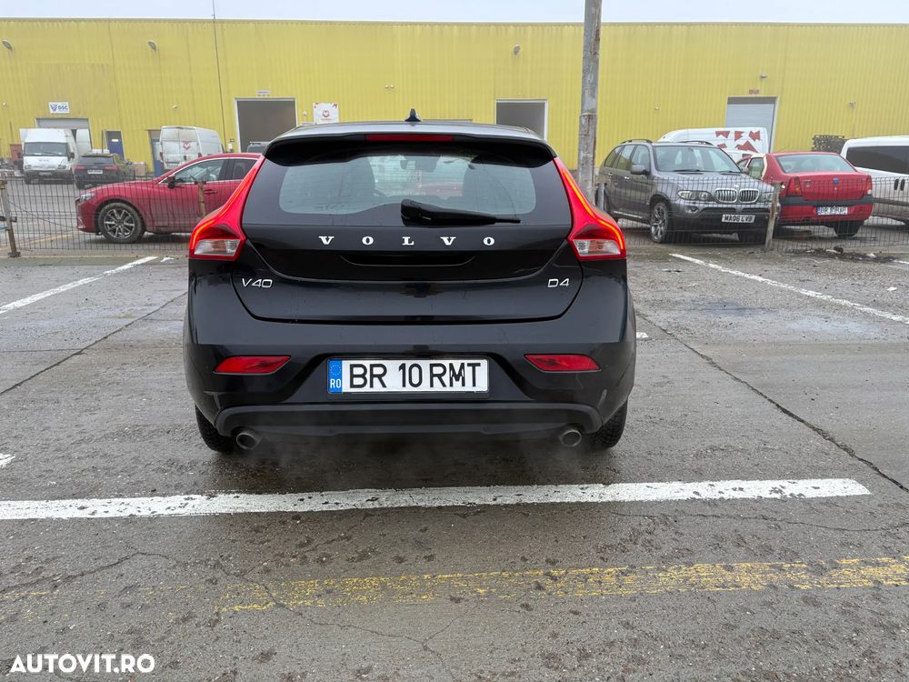 Volvo V40 D4 Summum - 3