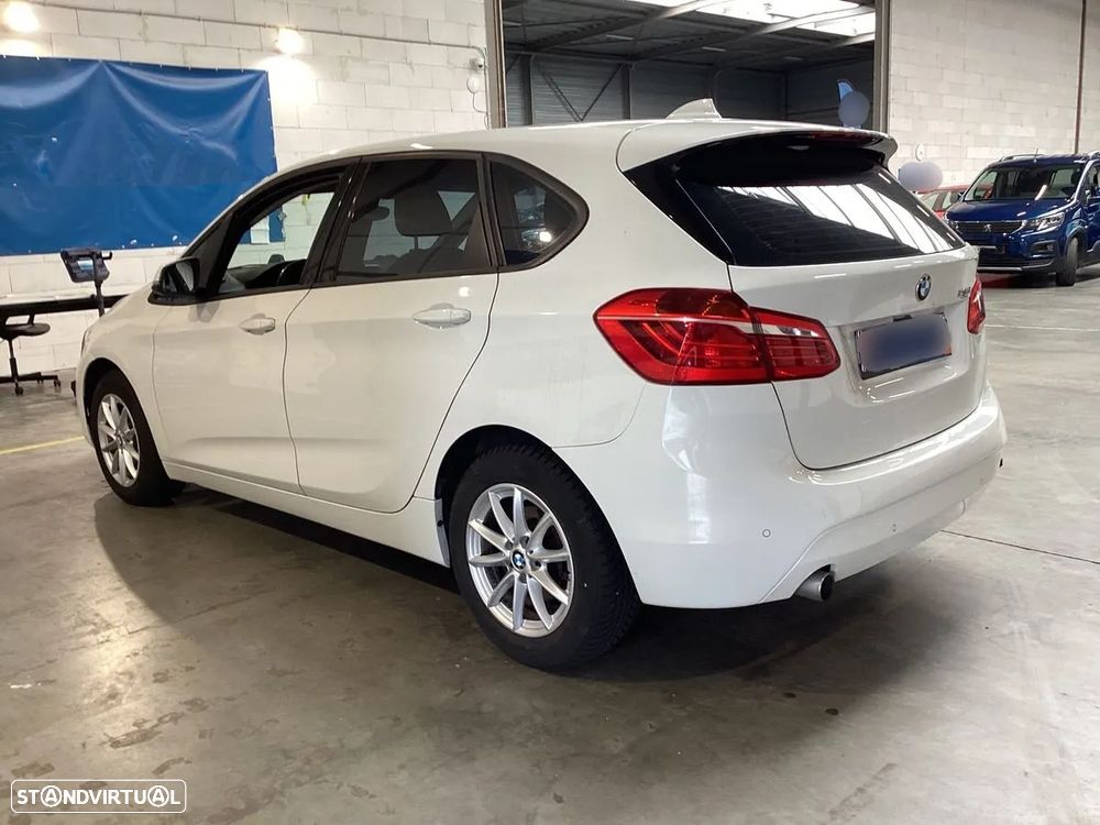 BMW 216 Active Tourer d - 2