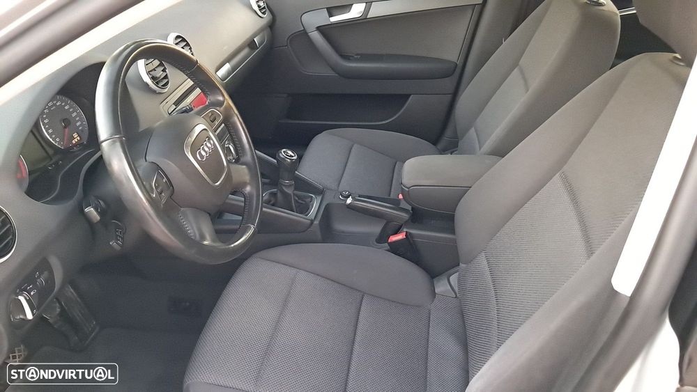 Audi A3 Sportback 1.6 TDI Sport - 12