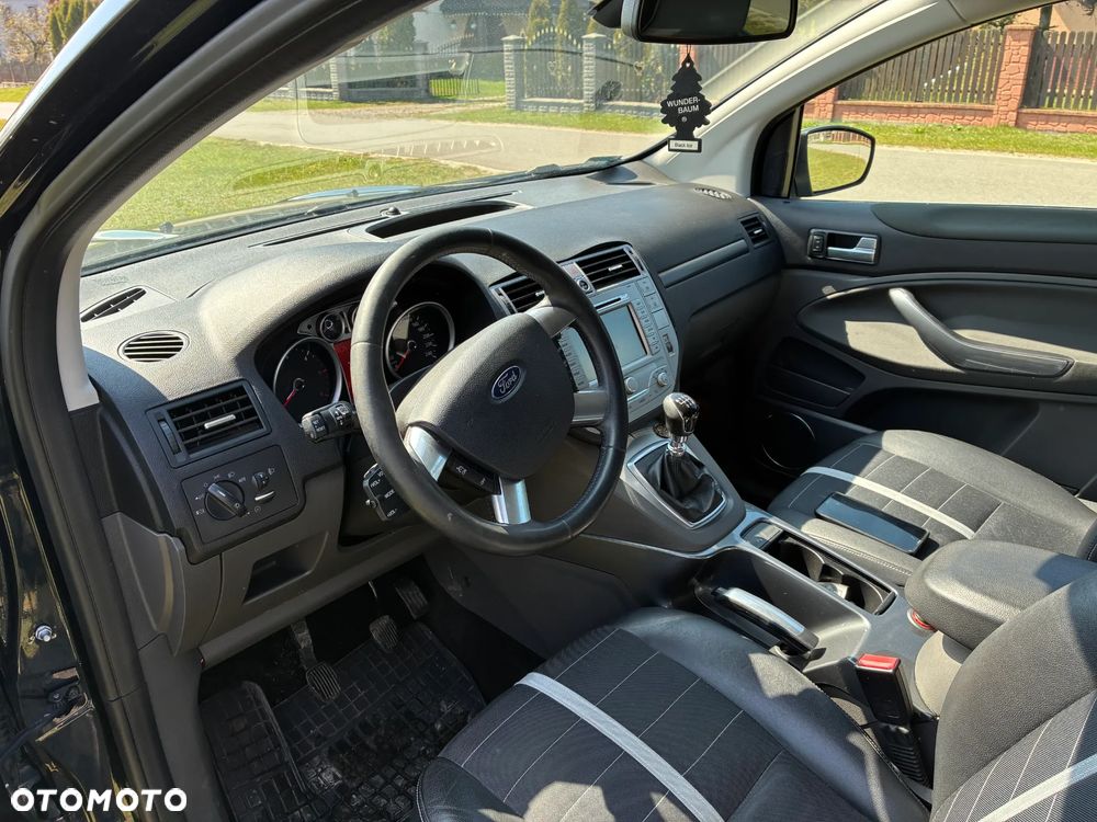 Ford Kuga 2.0 TDCi 4x4 Titanium - 9