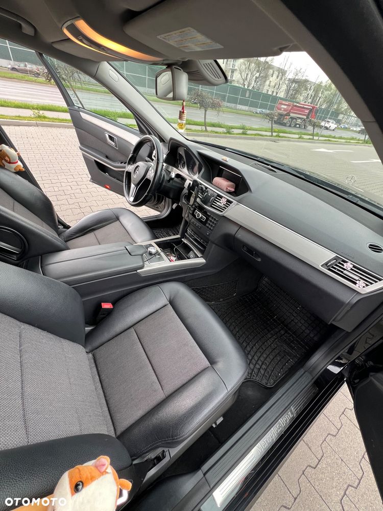 Mercedes-Benz Klasa E 220 CDI BlueEff - 11