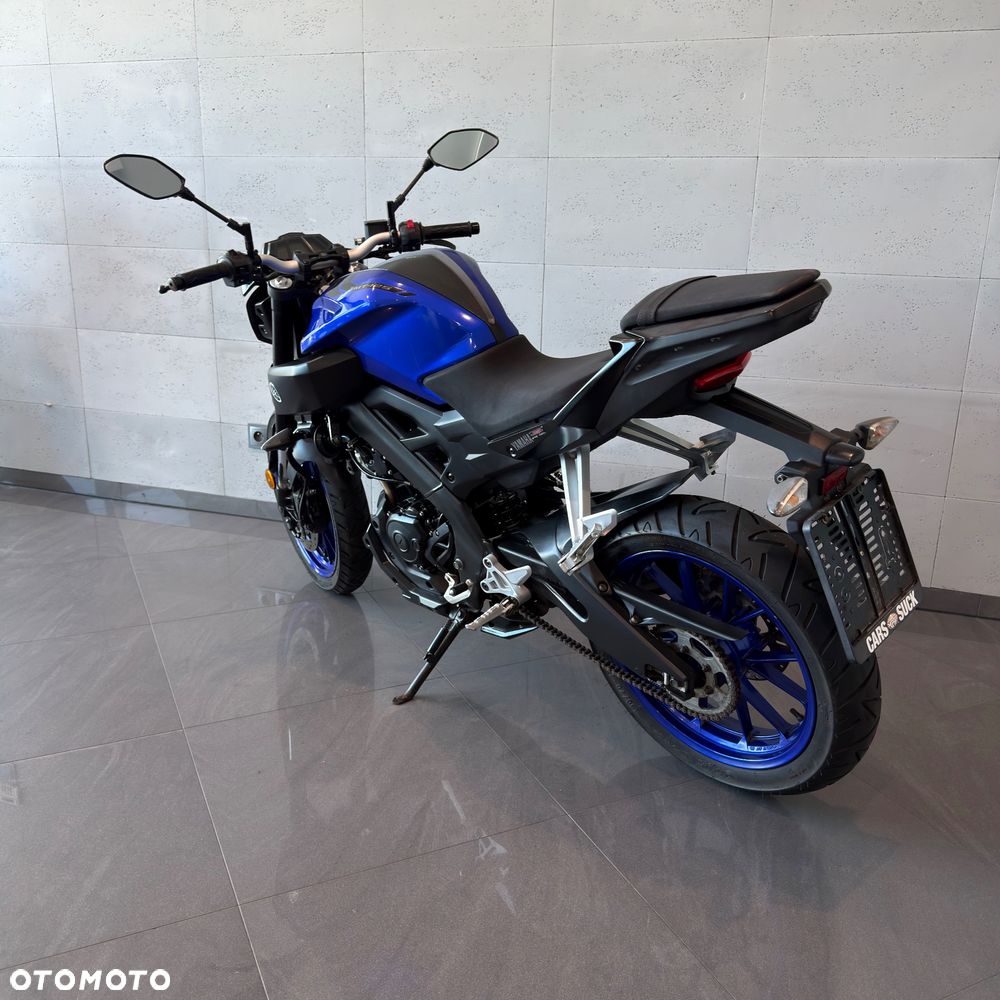 Yamaha MT - 8