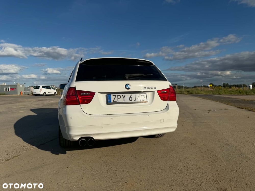 BMW Seria 3 320d DPF - 28
