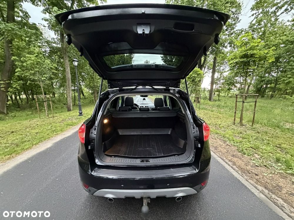Ford Kuga - 23