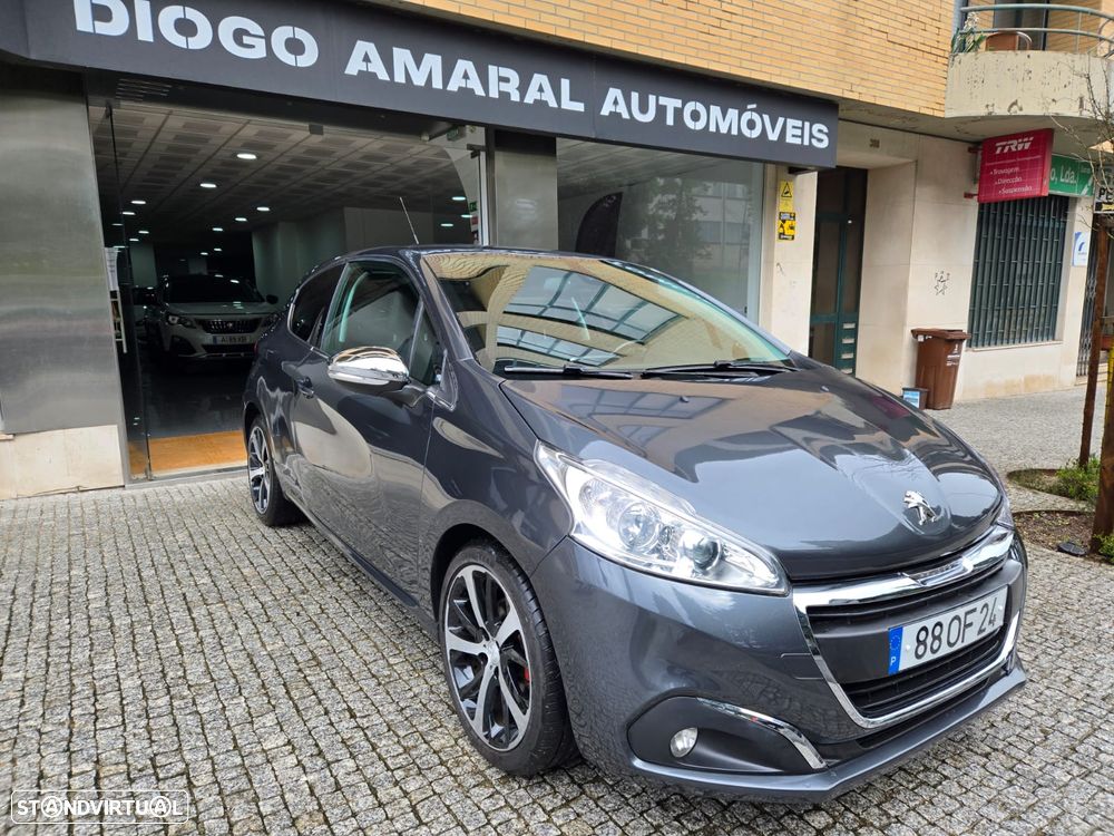 Peugeot 208 1.6 e-HDi Allure - 1