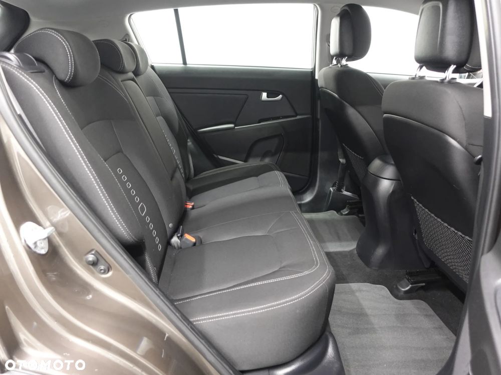 Kia Sportage 1.6 GDI L 2WD - 27