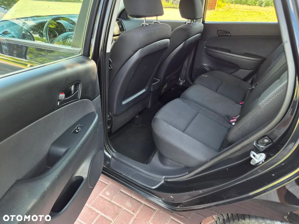 Hyundai i30 1.4 Edition Plus - 11