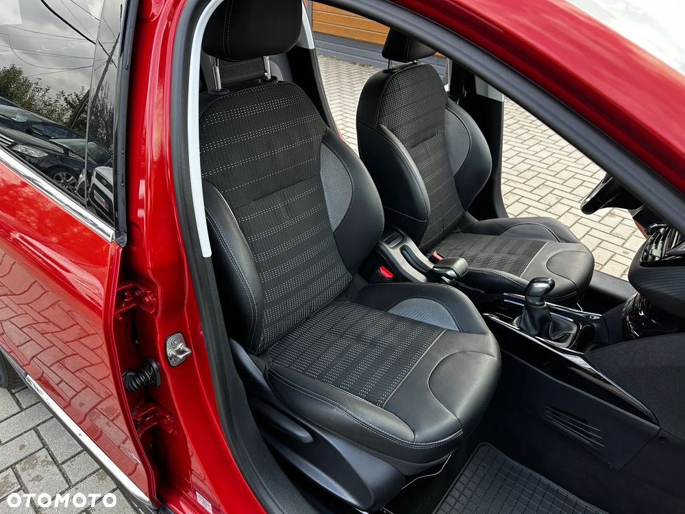 Peugeot 2008 - 22