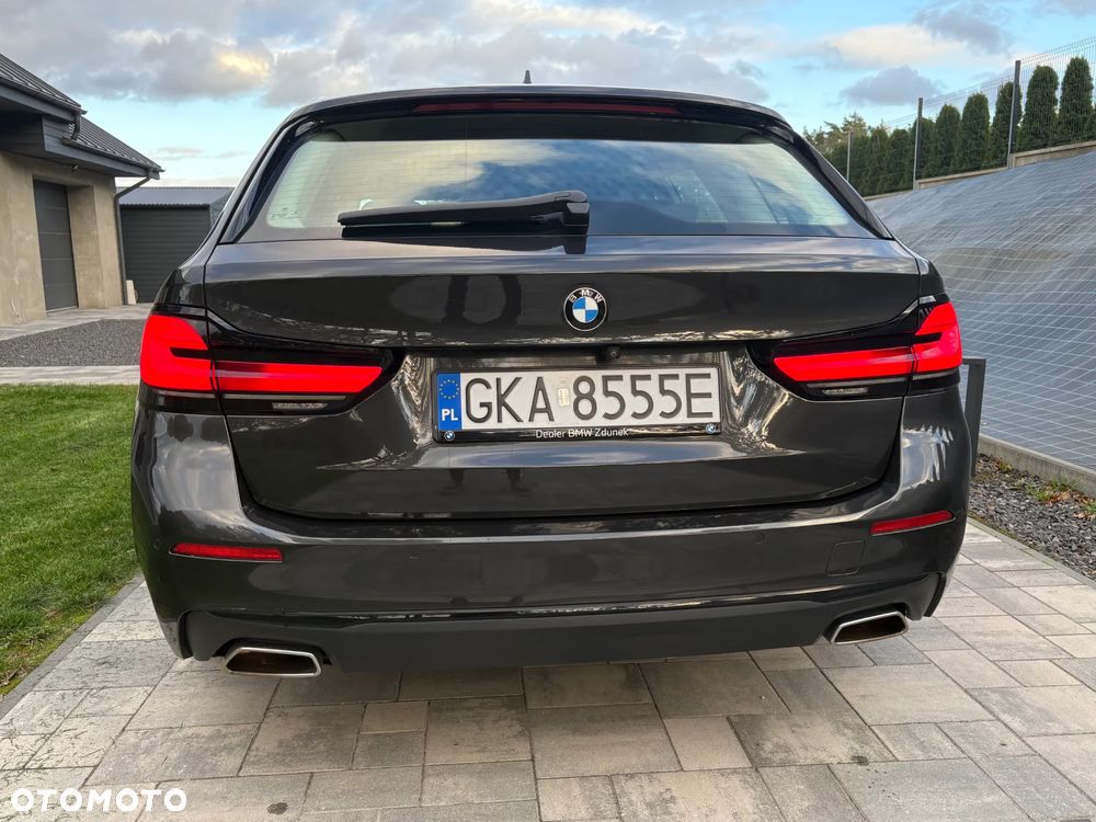 BMW Seria 5 520d Touring Luxury Line - 6