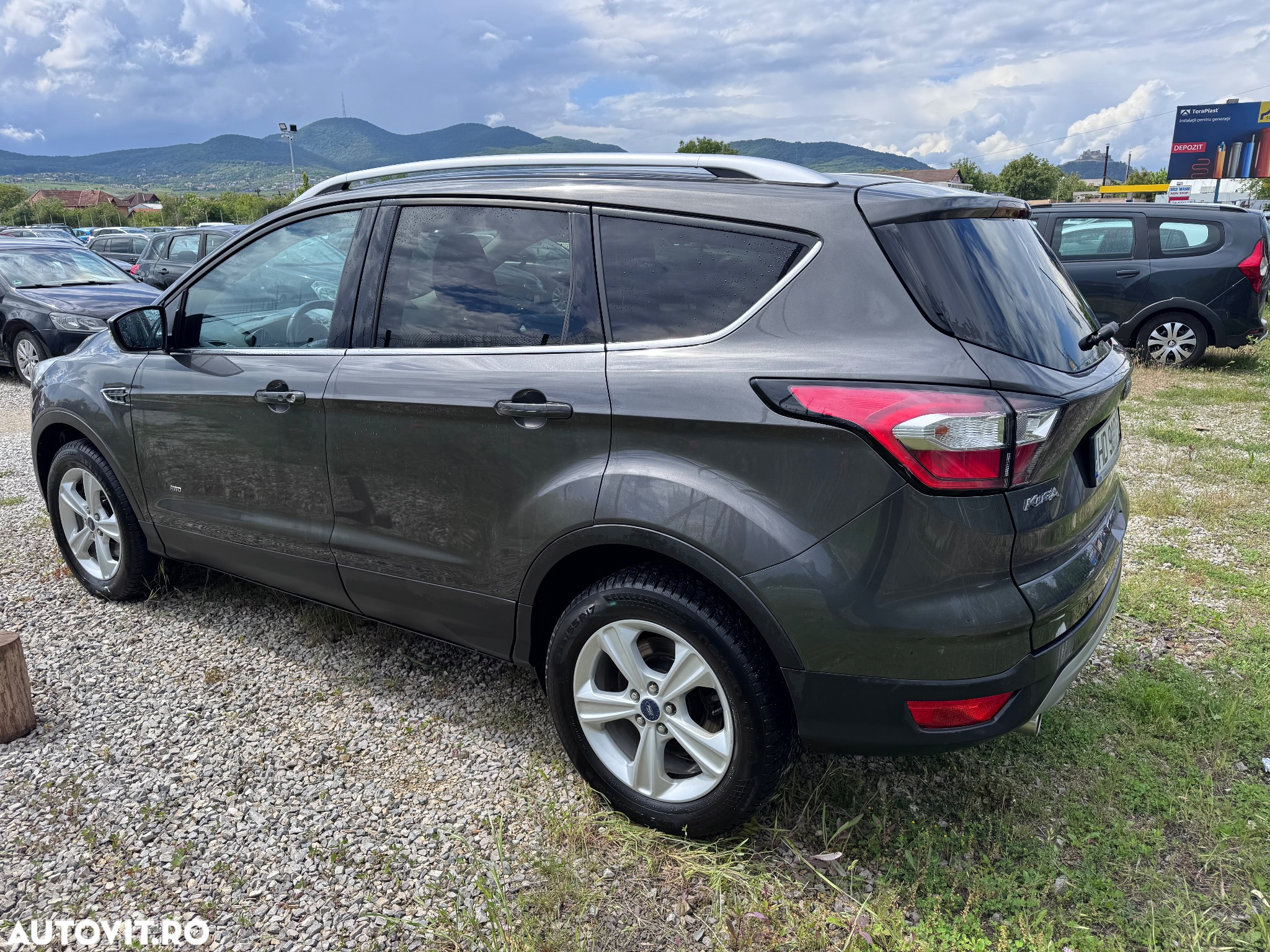 Ford Kuga 2.0 TDCi 4WD Powershift Titanium - 22