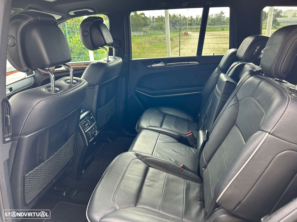 Mercedes-Benz GL 350 BlueTEC 4-Matic - 12