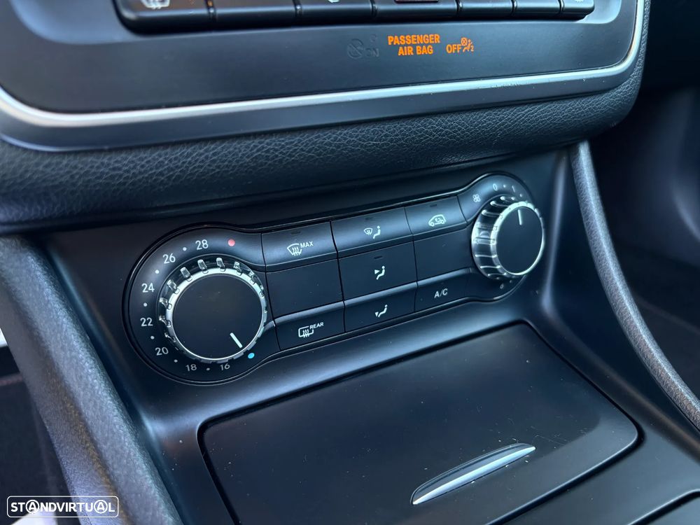 Mercedes-Benz CLA 220 d Shooting Brake AMG Line Aut. - 18