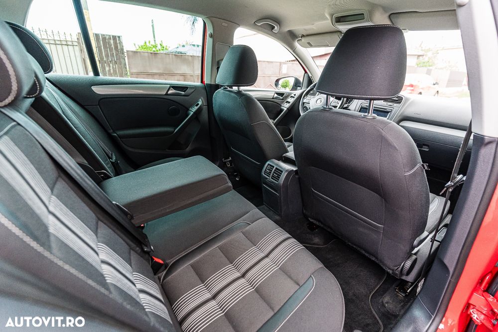 Volkswagen Golf 2.0 TDI DPF MATCH - 14