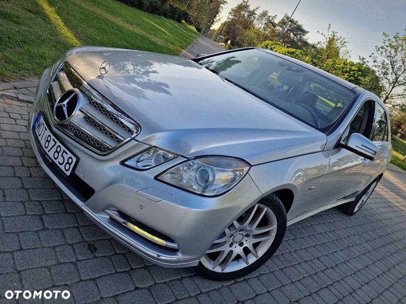 Mercedes-Benz Klasa E 350 CGI BlueEff Avantgarde - 5