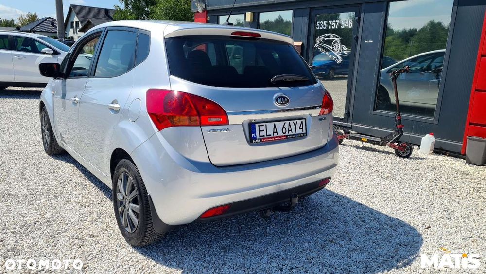 Kia Venga - 39