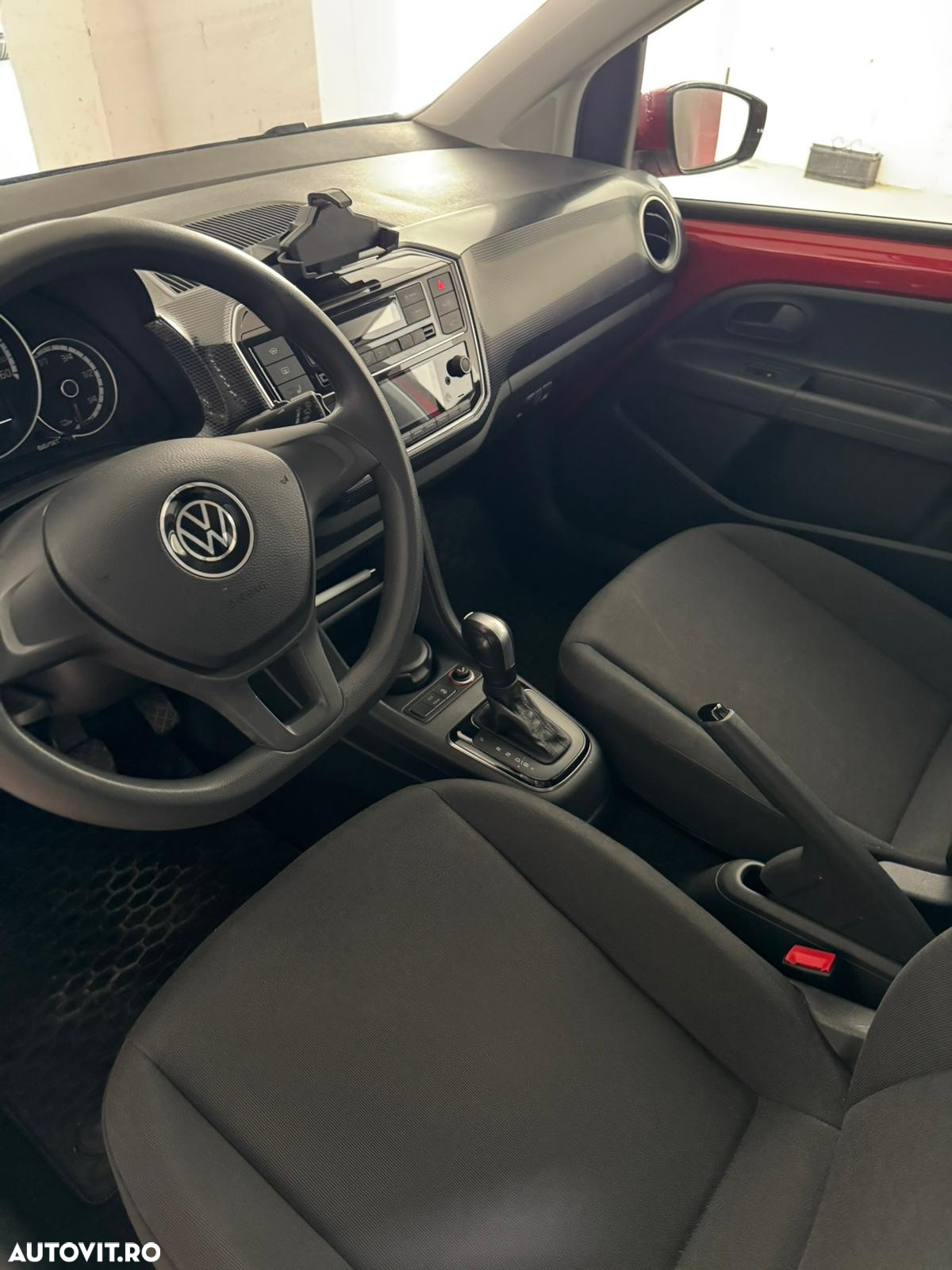 Volkswagen up! e-up! - 6