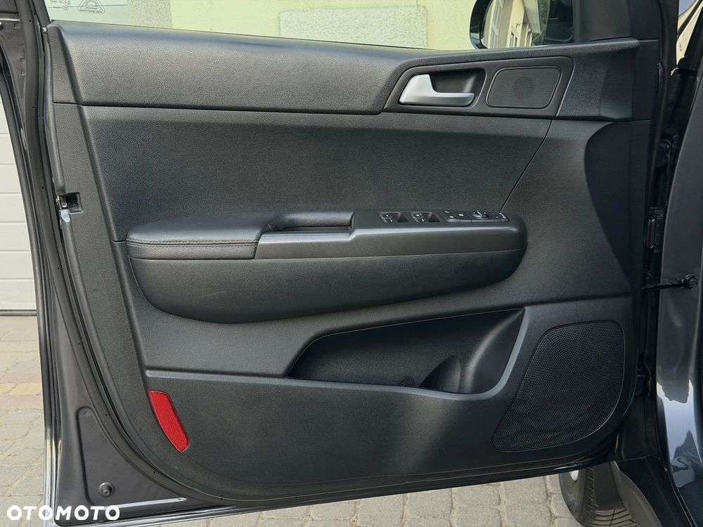 Kia Sportage 1.6 GDI L 2WD - 28