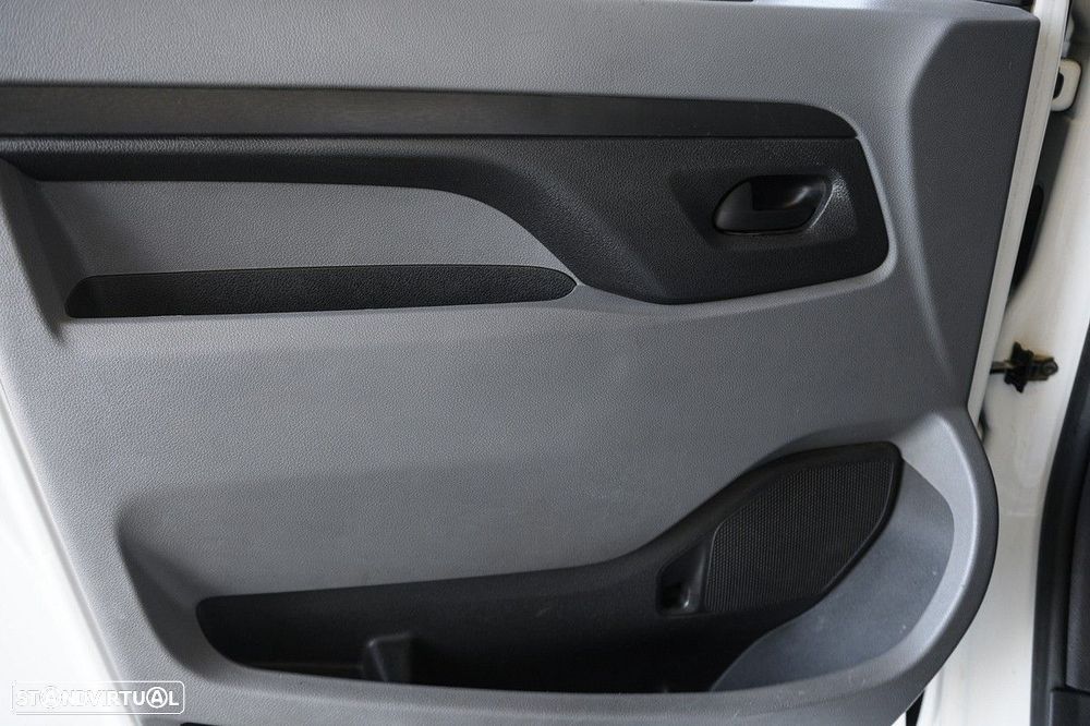 Citroën Jumpy Outro - 32