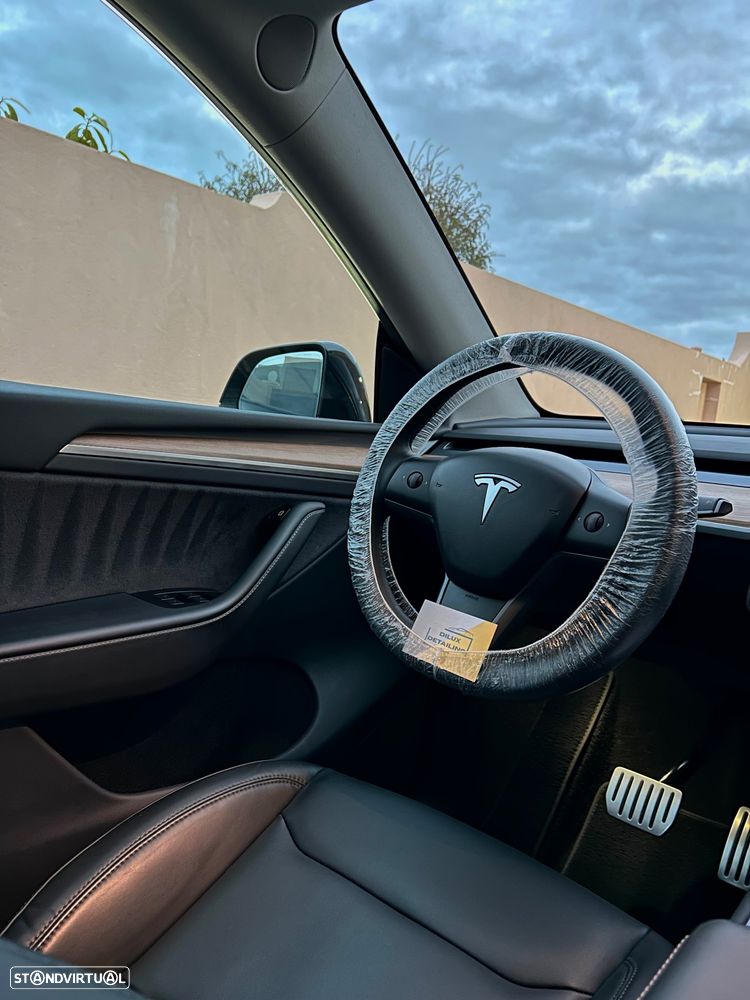 Tesla Model Y Performance Tração Integral - 9