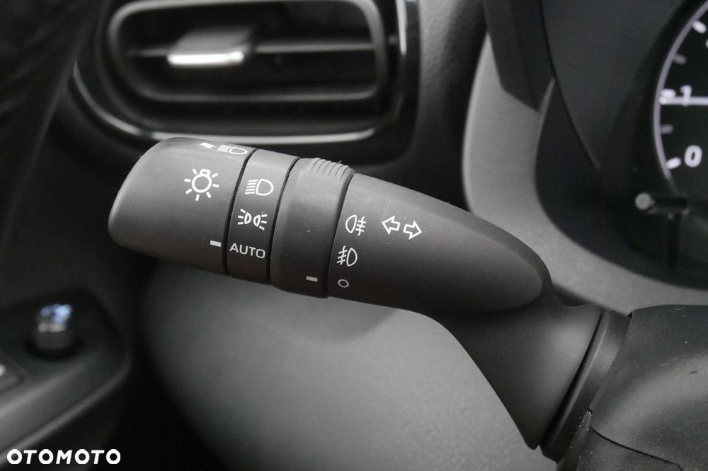 Toyota Yaris 1.0 Comfort - 21