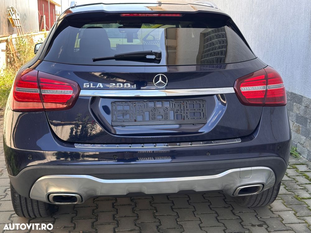 Mercedes-Benz GLA 200 d Aut. - 5