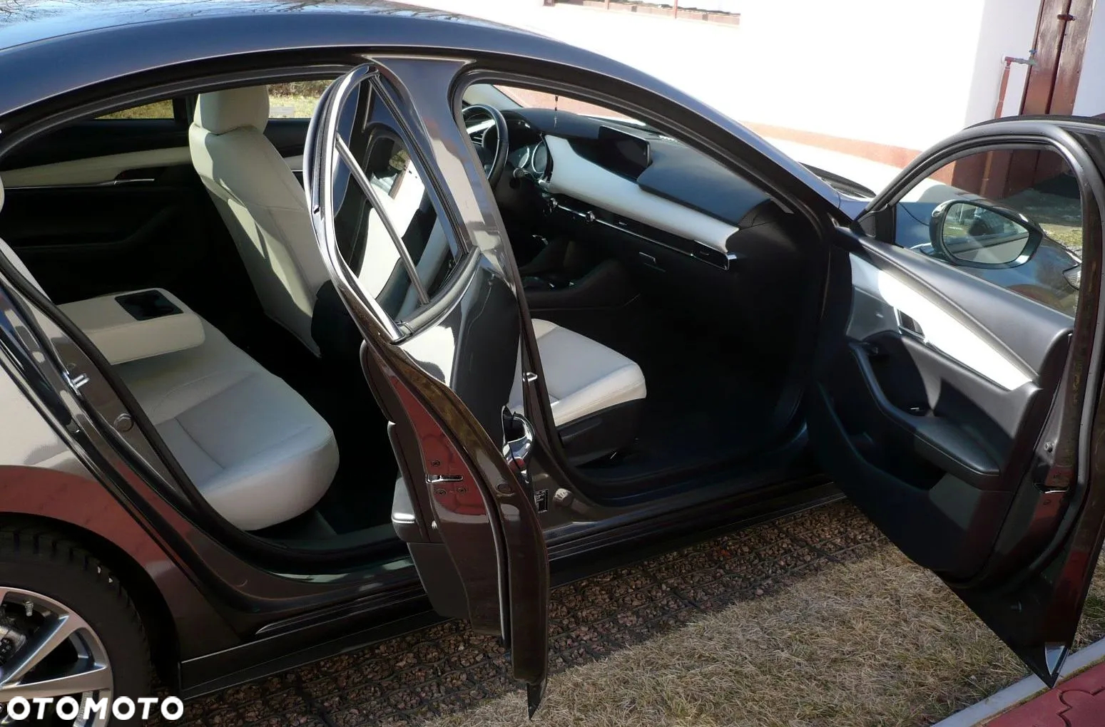 Mazda 3 - 7