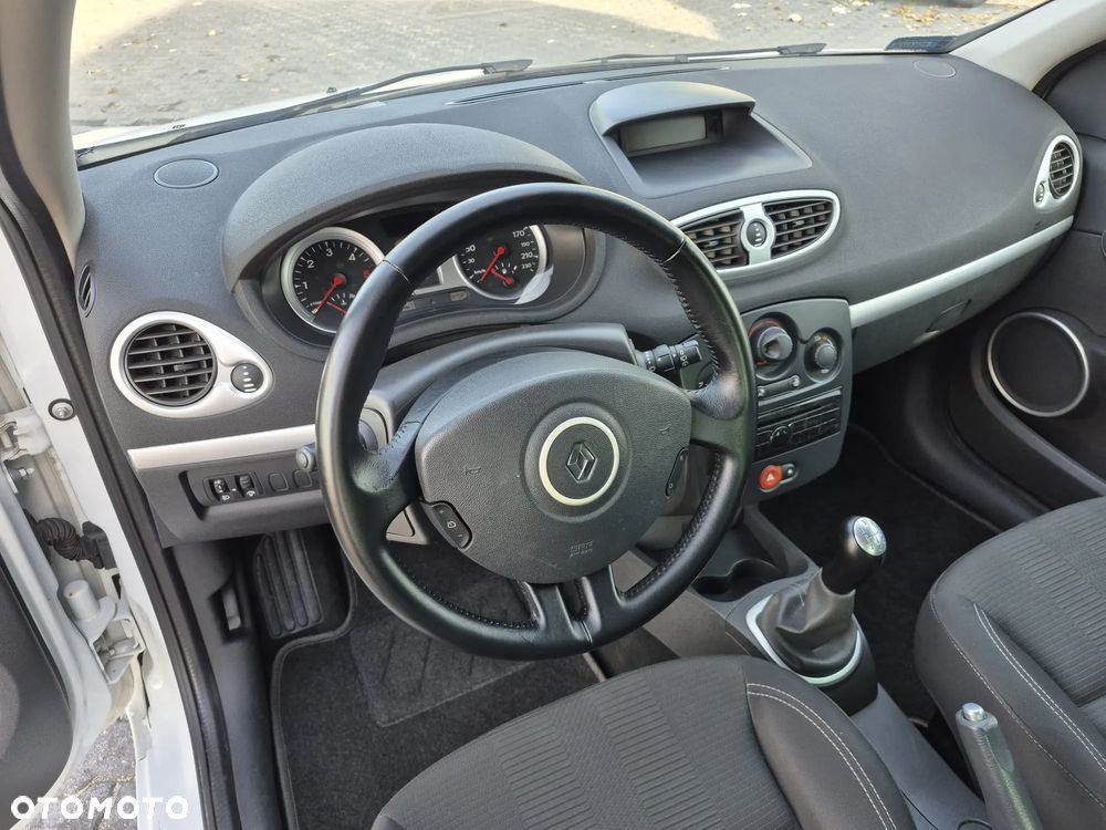Renault Clio 1.5 dCi Dynamique - 10