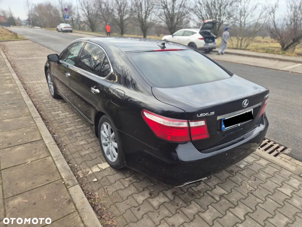 Lexus LS 460 Ambience Line + Impression Line - 4