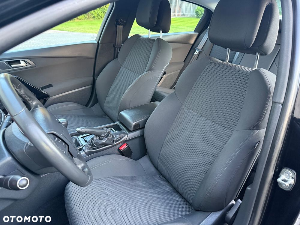 Peugeot 508 1.6 T Allure - 18