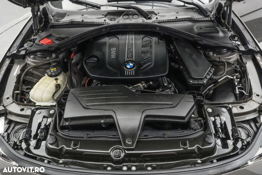 BMW Seria 3 318d Blue Performance Modern Line - 23