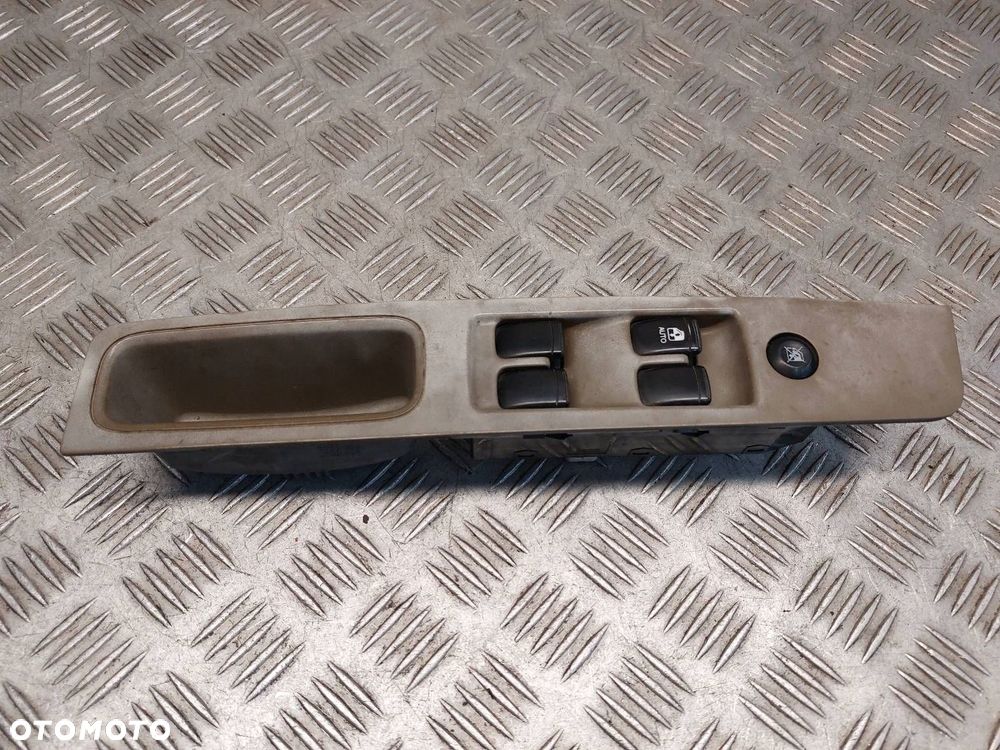 PANEL STEROWANIA SZYB NUBIRA II J200 EUROPA - 1