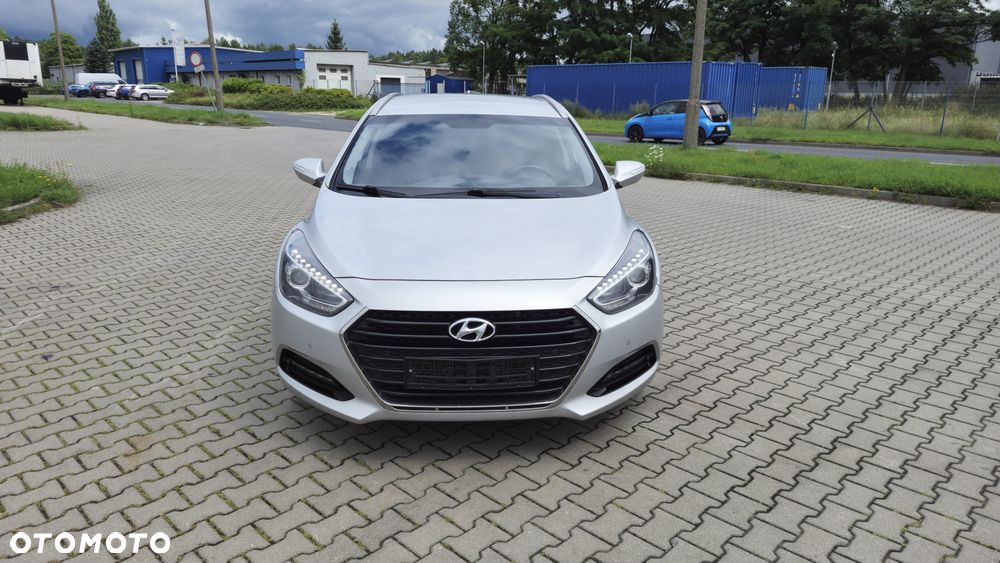 Hyundai i40 Kombi 1.7 CRDi Premium - 2