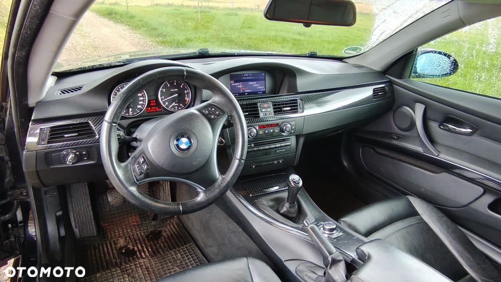BMW Seria 3 320i - 4