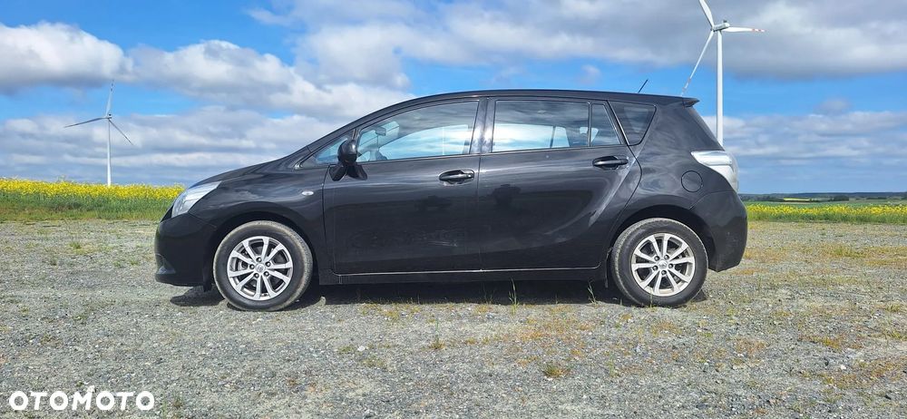 Toyota Verso 2.0 D-4D Premium 7os - 8