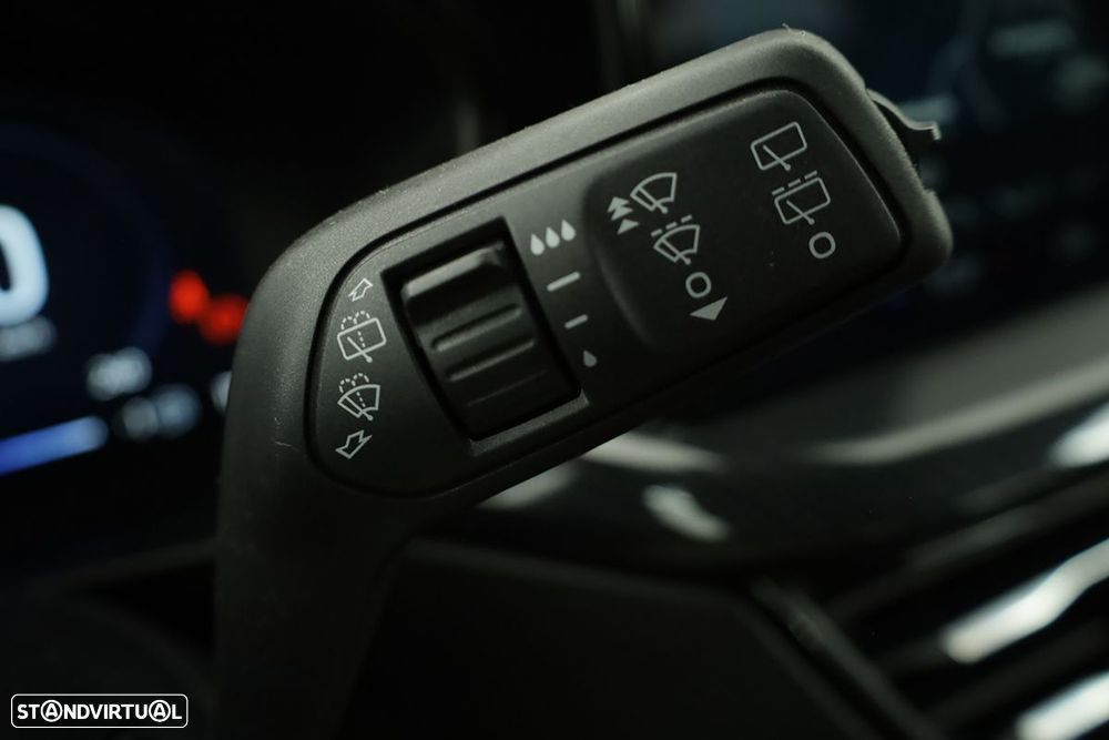 Ford Focus 1.0 EcoBoost MHEV ST-Line X Aut. - 18