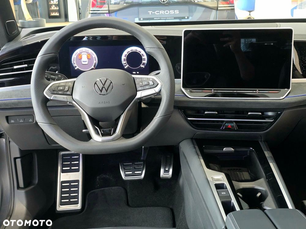 Volkswagen Passat Variant 2.0 TSI R-Line Plus DSG - 17