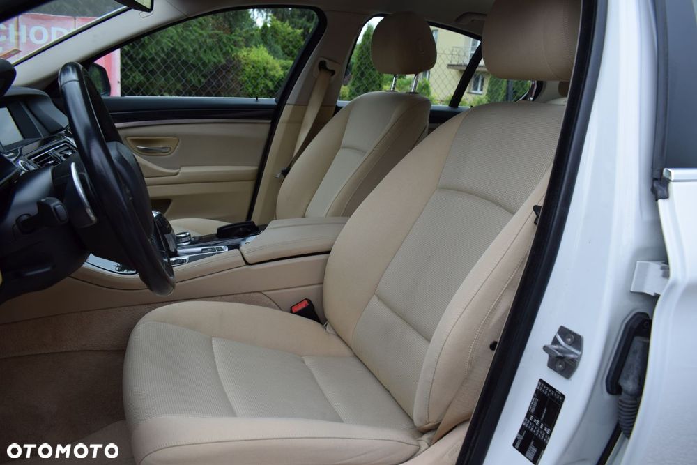 BMW Seria 5 520d - 8