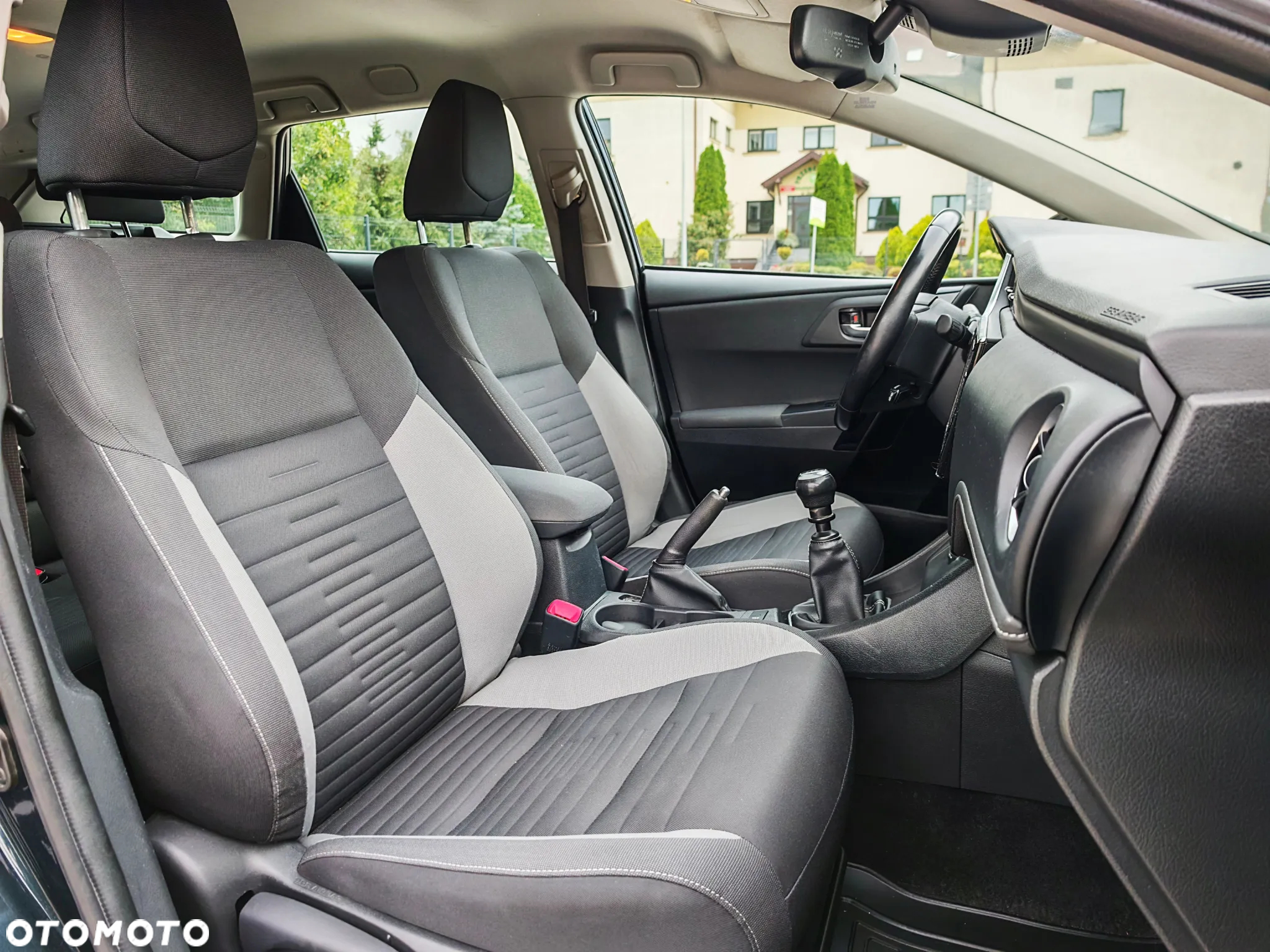 Toyota Auris 1.2 T Premium - 20