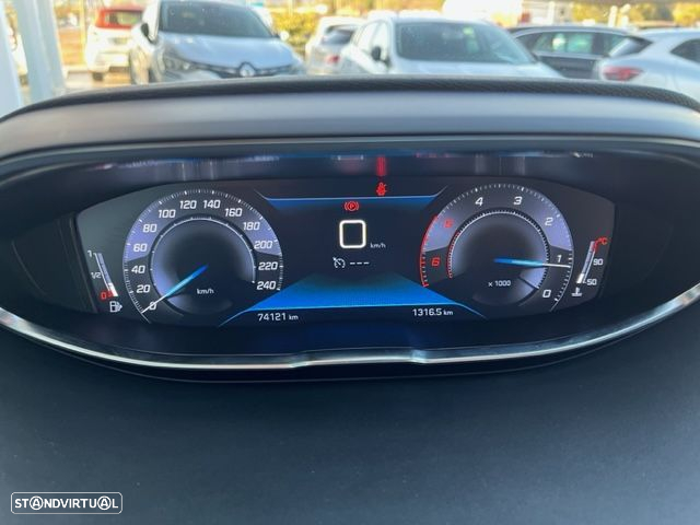 Peugeot 3008 1.5 BlueHDi Allure - 8