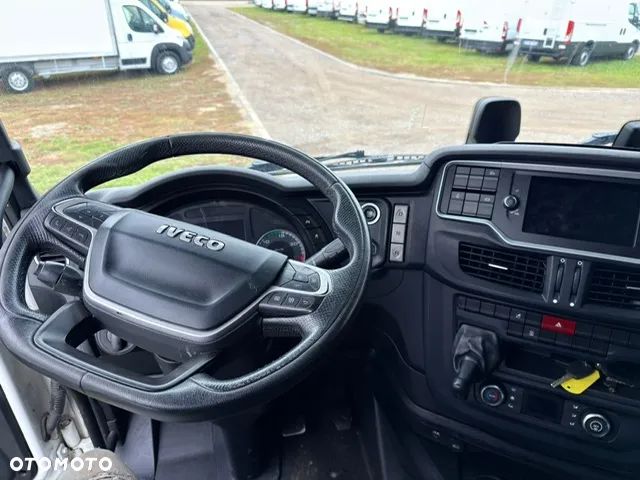 Iveco AS 440 S - 11