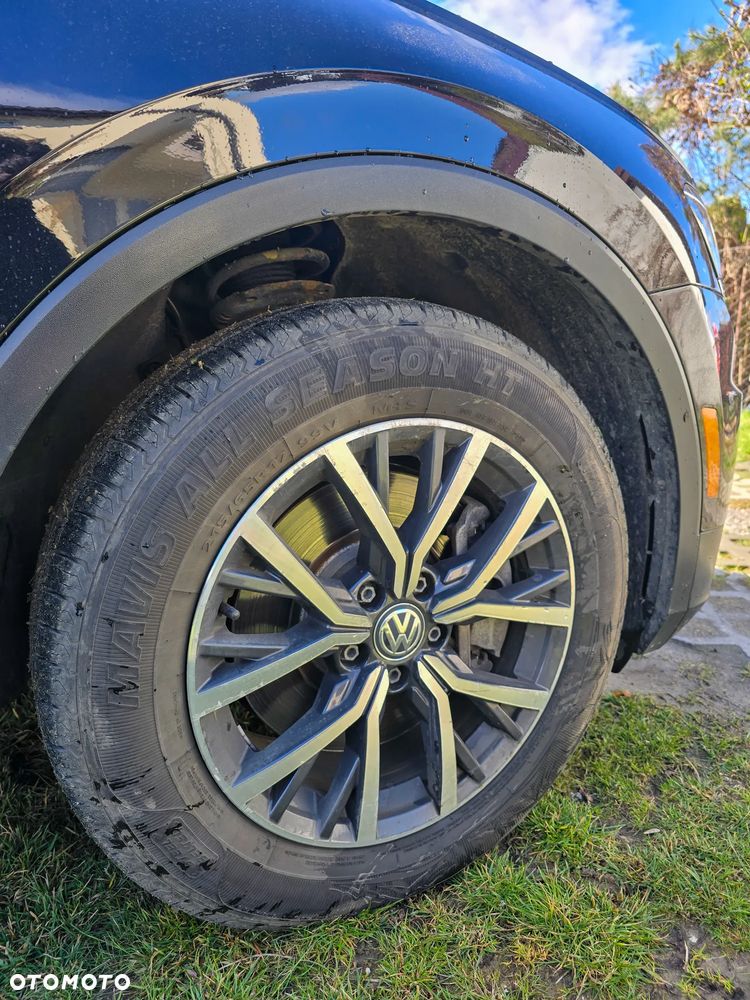 Volkswagen Tiguan Allspace - 10