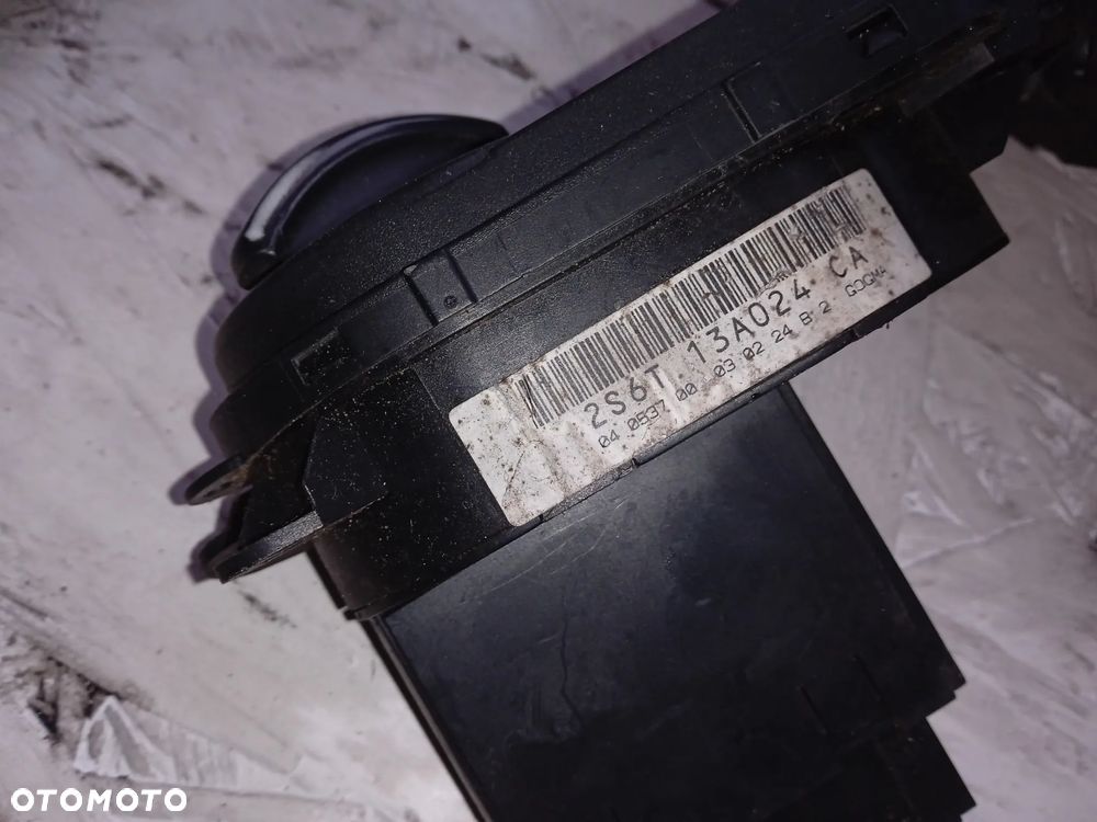 WLACZNIK PRZELACZNIK SWIATEL FORD FIESTA MK6 2s6t13a024ca - 2