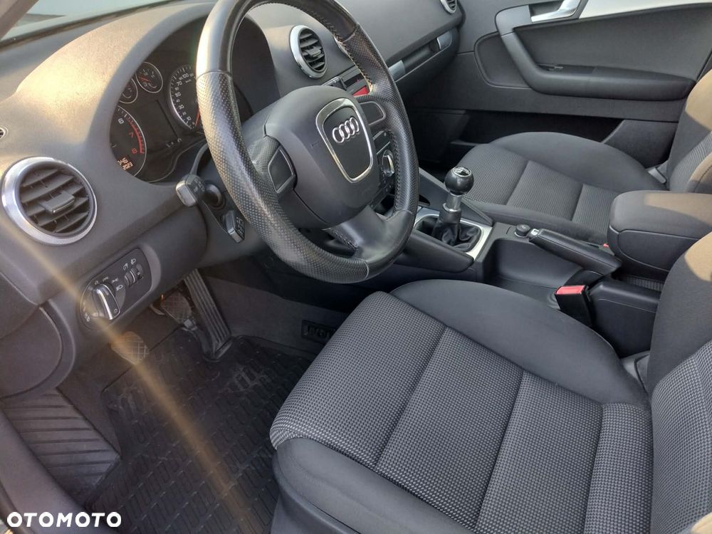 Audi A3 Sportback 1.4 TFSI Ambition - 6