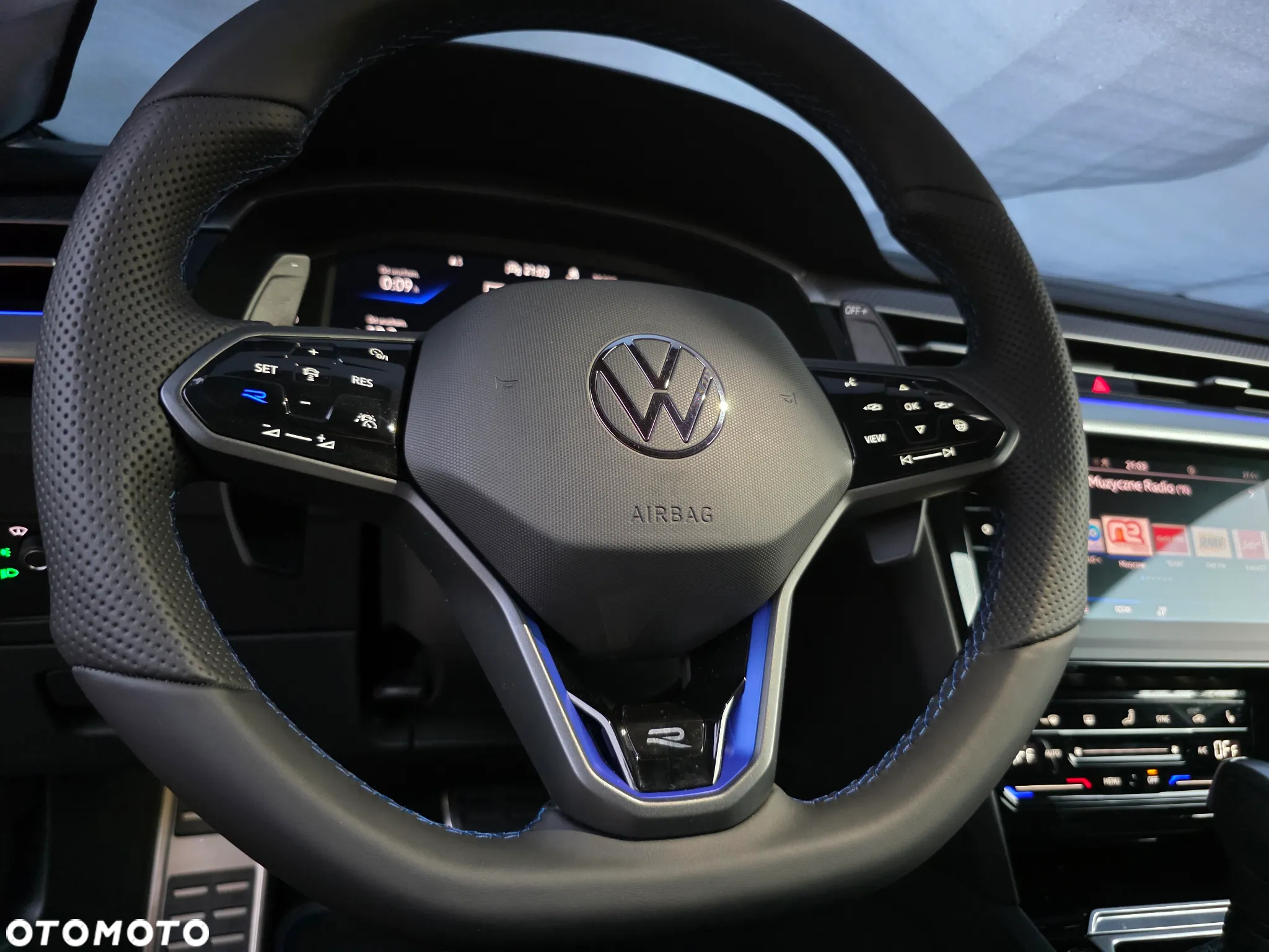 Volkswagen Arteon 2.0 TSI 4Motion R DSG - 15