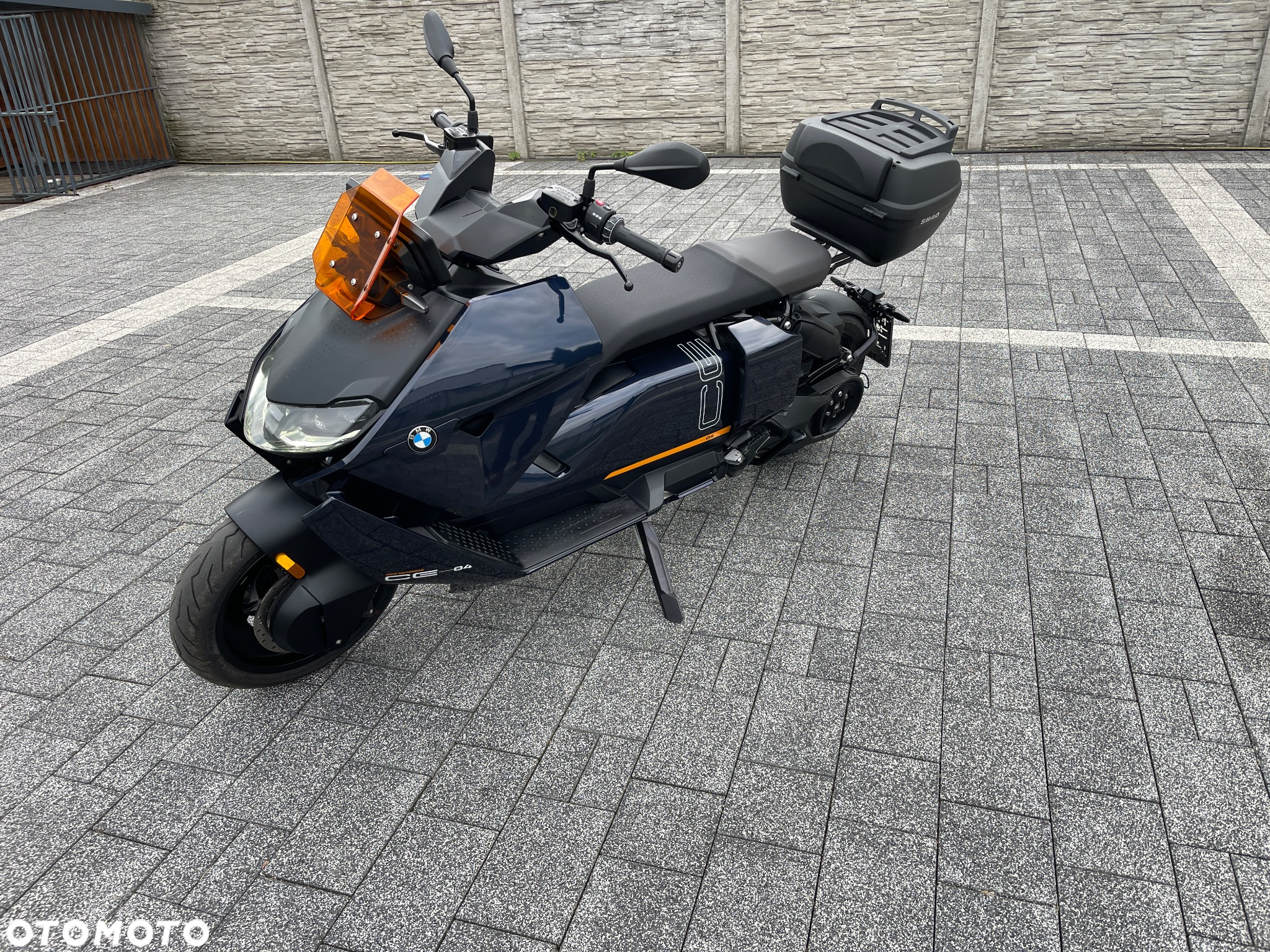 BMW CE 04 - 11