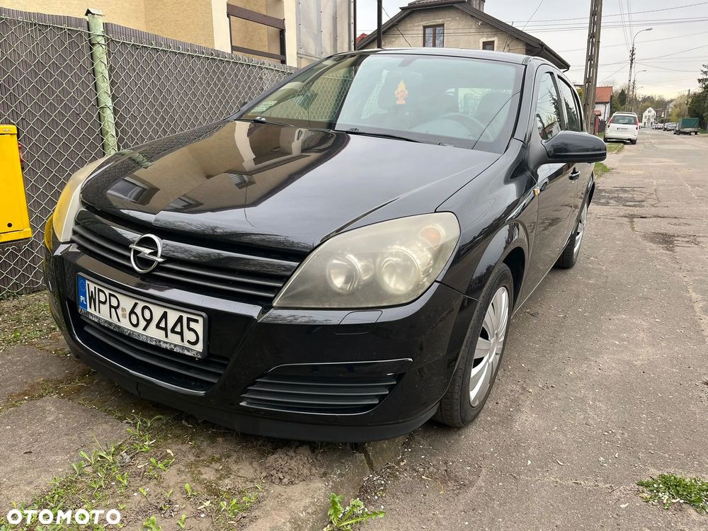 Opel Astra 1.6 Essentia Easytronic - 2