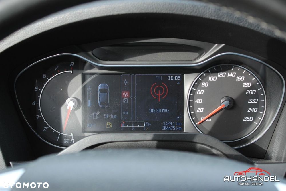 Ford S-Max - 12