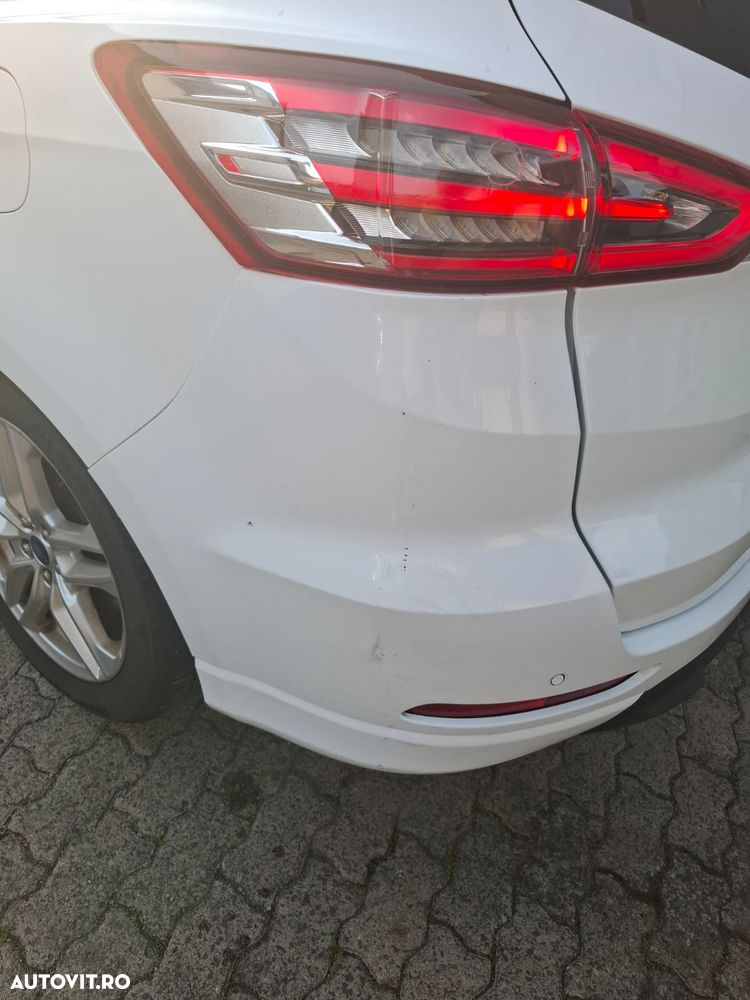 Ford S-Max 2.0 TDCi Powershift Titanium - 2