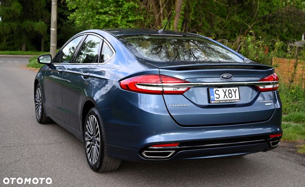 Ford Fusion 2.0 EcoBoost Titanium - 22