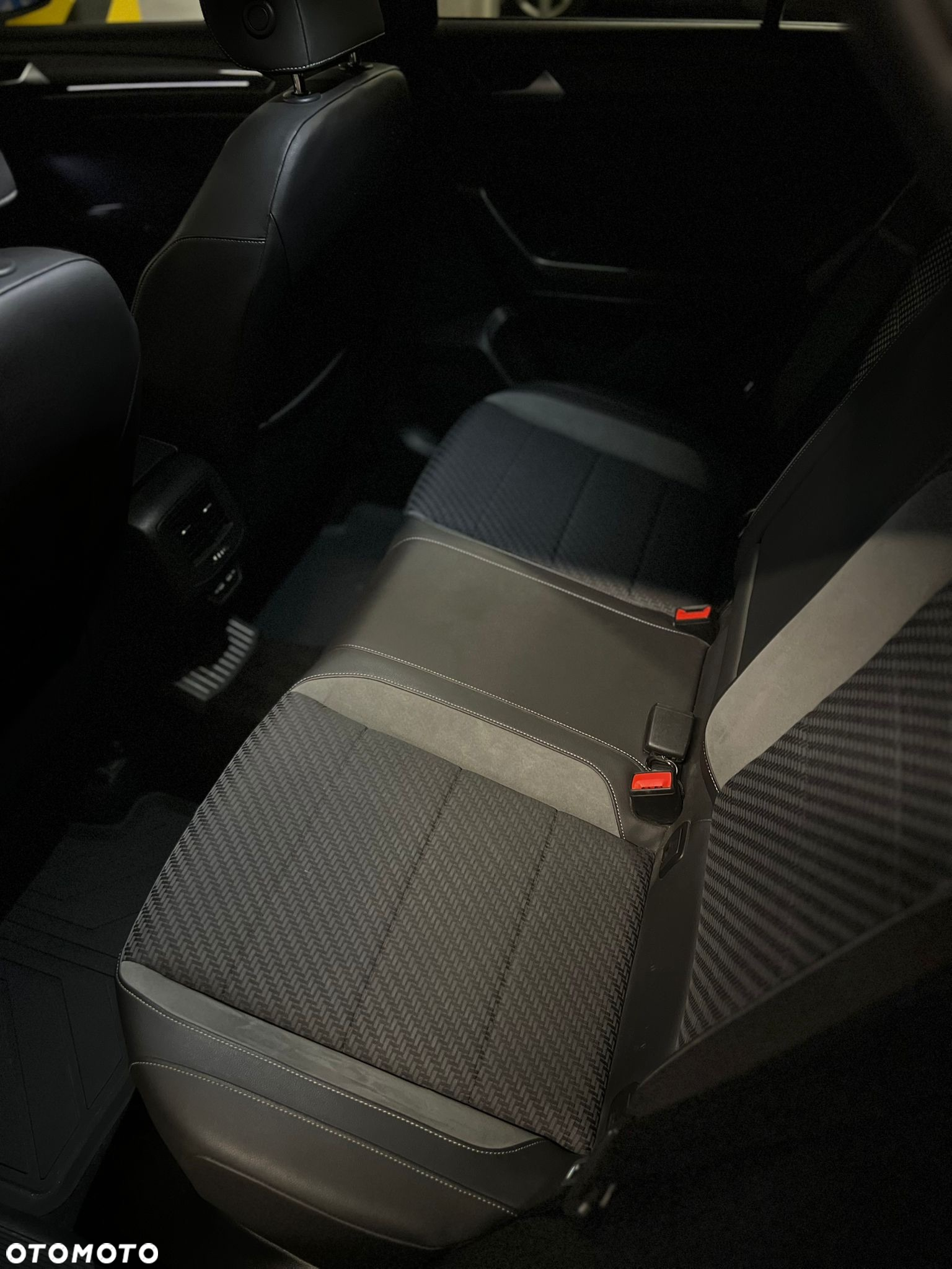 Volkswagen T-Roc 1.5 TSI ACT Premium DSG - 8